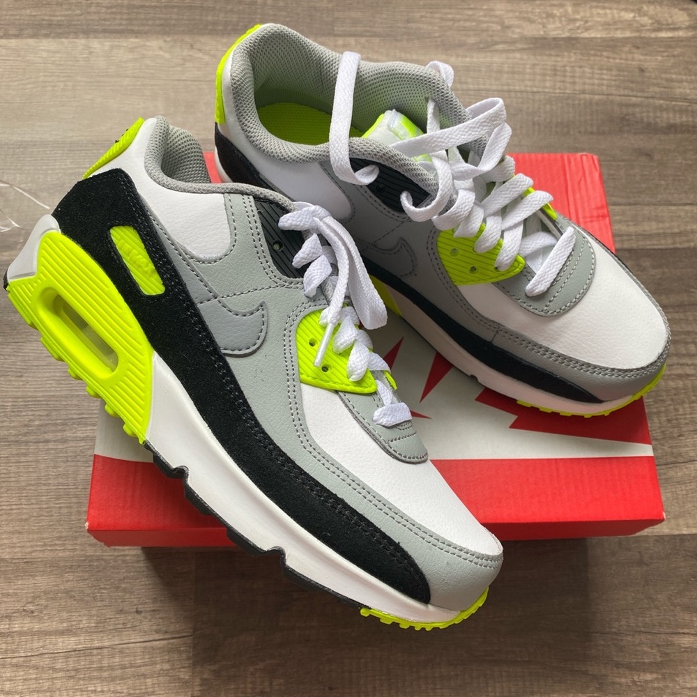 YOUTH Air Max 90 ‘Volt’ sneakers